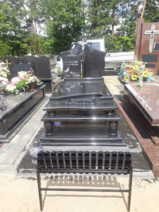 Read more about the article Wyszukany nagrobek w miejscowości Ruda Różaniecka