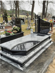 Read more about the article Nagrobek w gminie Horyniec-Zdrój