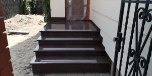 Read more about the article Tomaszów Lubelski- kamienne schody zewnętrzne i taras