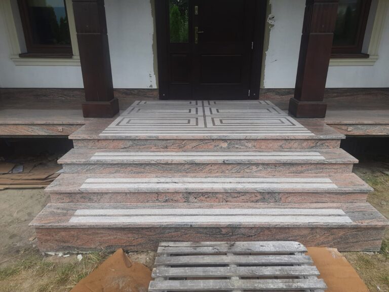 Read more about the article Bełżec- granitowe schody zewnętrzne