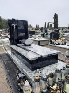 Read more about the article Pojedynczy pomnik w Bełżcu