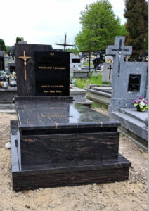 Read more about the article Nowy nagrobek w Bełżcu