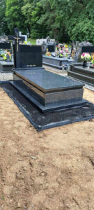 Read more about the article Nagrobek w Liskach