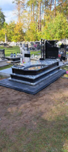 Read more about the article Nagrobek w Majdanie Sopockim