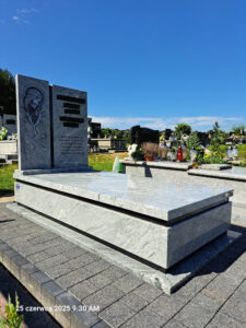 Read more about the article Pomnik w Bełżcu