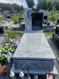 Read more about the article Nagrobek w Bełżcu