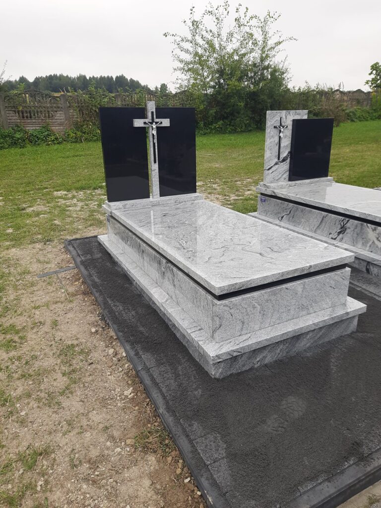 Read more about the article Nagrobek w Bełżcu