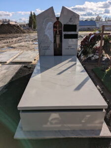 Read more about the article Tomaszów Lubelski- nagrobek